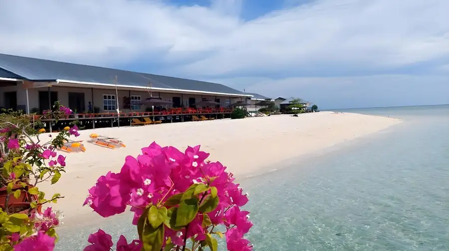 Standard rooms santiri isand semporna - private island resort near Semporna