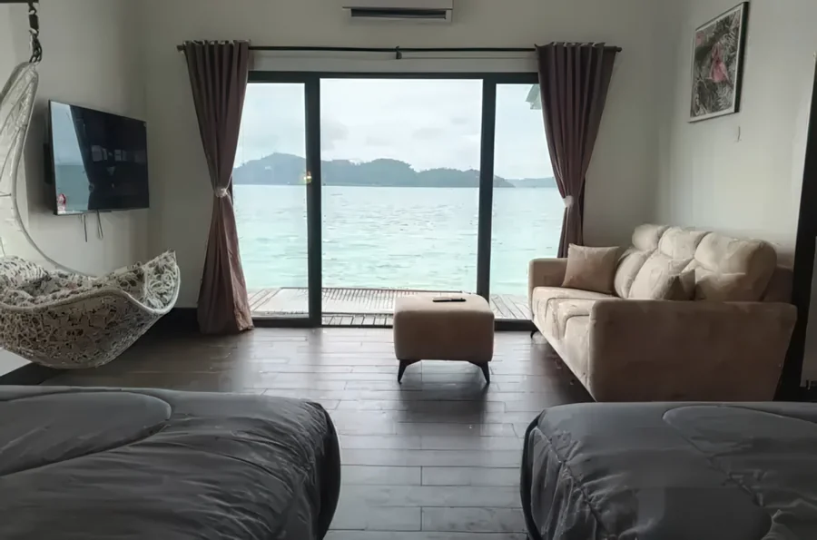 Water villa room santiri - private island resort near Semporna